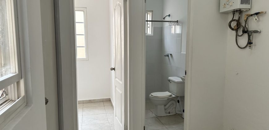 BRISAS DEL GOLF EN VENTA CON GARITA Y PANELES SOLARES