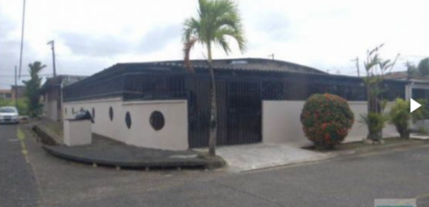 ¡ OPORTUNIDAD ÚNICA! COLÓN CASA EN VENTA SAN ISIDRO -RESIDENCIAL BRISAS DE SAN ISIDRO $95,000.00