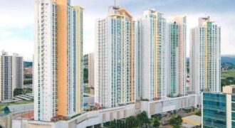 Kings Park Condado del Rey Precio de Remate – Venta de Amplio Apartamento con Terraza Panorámica