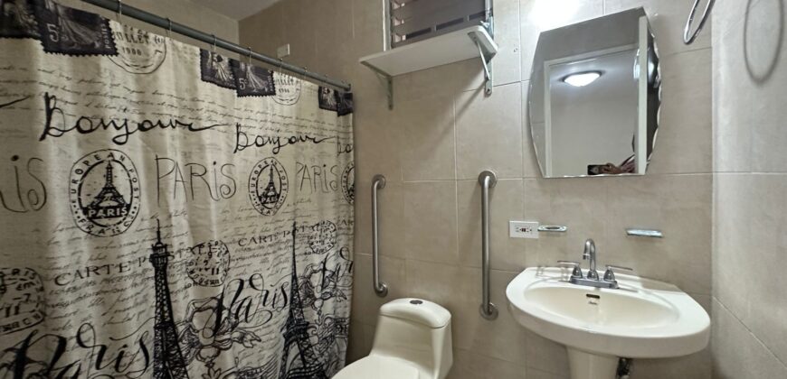 CASA EN BRISAS DEL GOLF DE 4 RECÁMARAS 220K