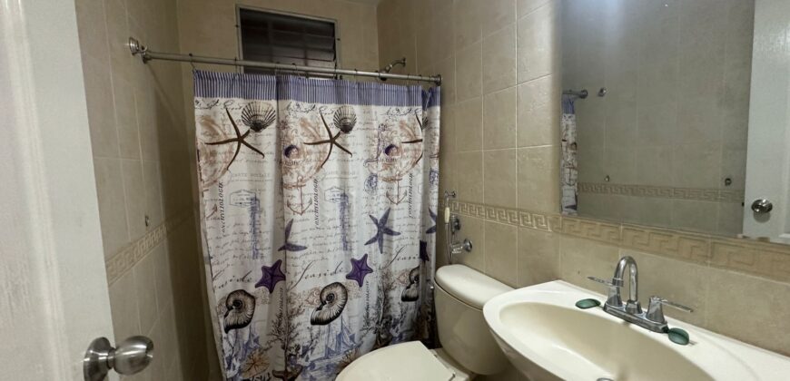 CASA EN BRISAS DEL GOLF DE 4 RECÁMARAS 220K