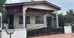 CASA EN BRISAS DEL GOLF DE 4 RECÁMARAS 220K