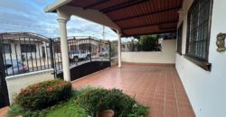 CASA EN BRISAS DEL GOLF DE 4 RECÁMARAS 220K