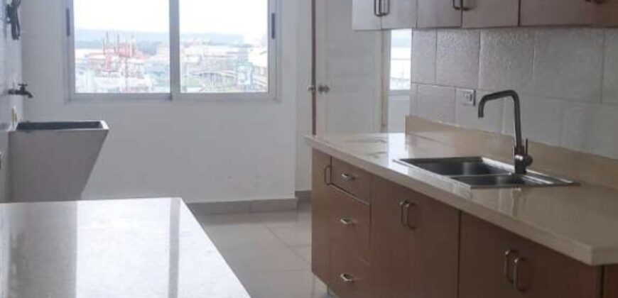 Colón Apartamento en PH Silver City: 1Impresionante en el Corazón de Colón