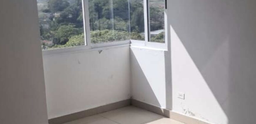 Colón Apartamento en PH Silver City: 1Impresionante en el Corazón de Colón