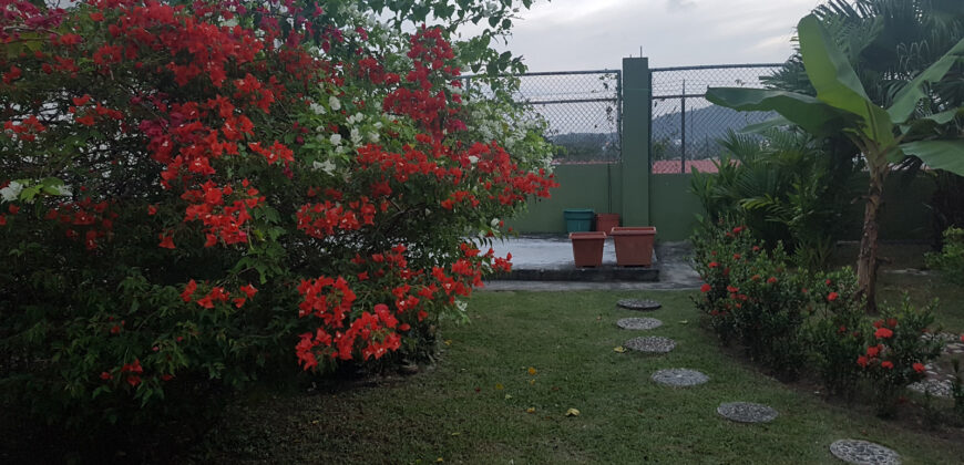 Casa en Venta en Palmas Bellas, Villa Zaita 220K