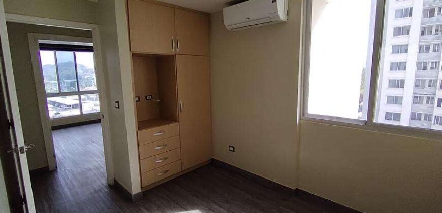 Apartamento en Venta PH Rokas Condado del Rey