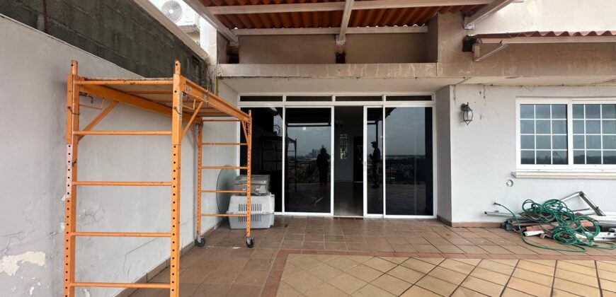 Casa en Alquiler en Brisas del Golf | Residencial Privado  – $1,500 neg