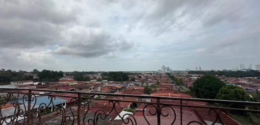 Casa en Alquiler en Brisas del Golf | Residencial Privado  – $1,500 neg
