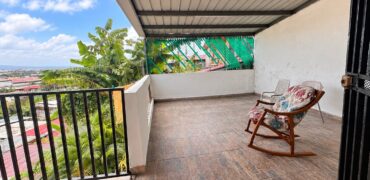 Casa en venta en El Crisol con gran vista y excelente ubicación