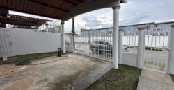 Casa Remodelada en Alquiler en Brisas del Golf