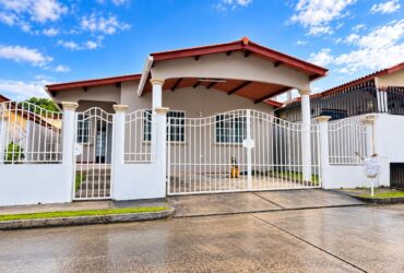 Casa Remodelada en Alquiler en Brisas del Golf