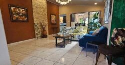 Casa semi amoblada en alquiler en Brisas del Golf | $1,100